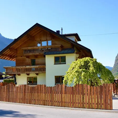Appartement Welcoming In With Terrace Umhausen